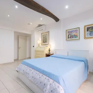Fusari 4 By Apartment