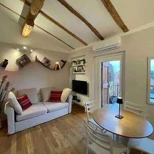 Romantic Attic With Panoramic View Apartment