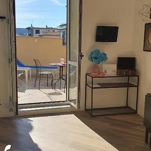 https://gli-appartamenti-del-duca-di-miroballo.hotels-amalfi.com